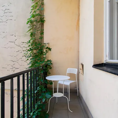 Retro Apartmentments Lobzowska Street Krakow Exterior photo