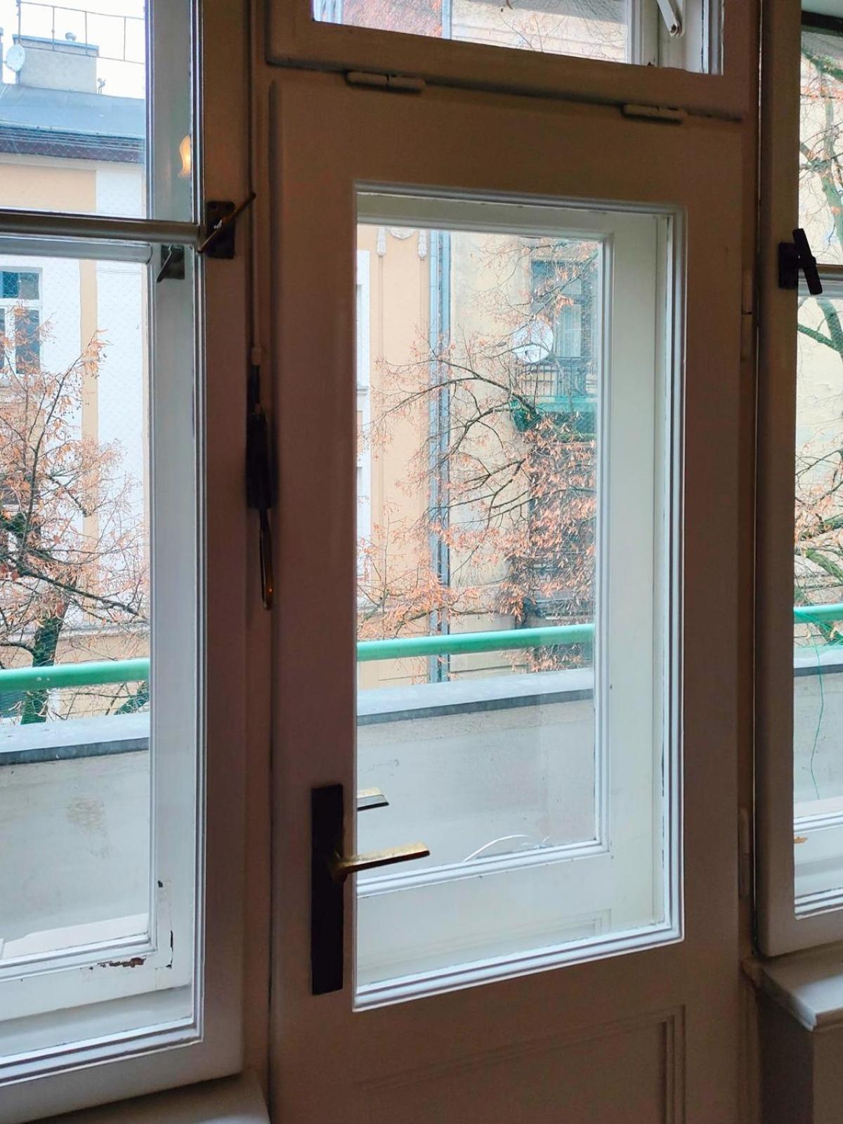 Retro Apartmentments Lobzowska Street Appartamento Cracovia