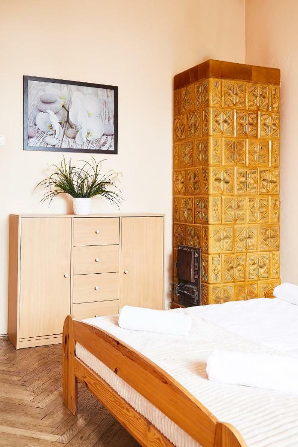 Retro Apartmentments Lobzowska Street Appartamento Cracovia